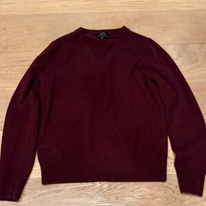 Quince Women's Deep Red V-Neck Sweater